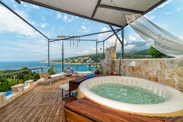 Cost of Spa Deck Construction in Novato
