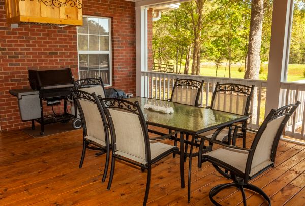 Cost of Residential Deck Installation in Novato